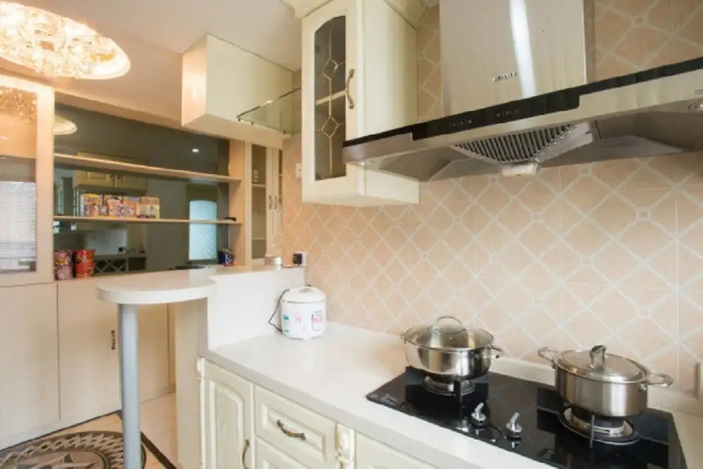 Jhouse Hongqiao Duplex Apartment