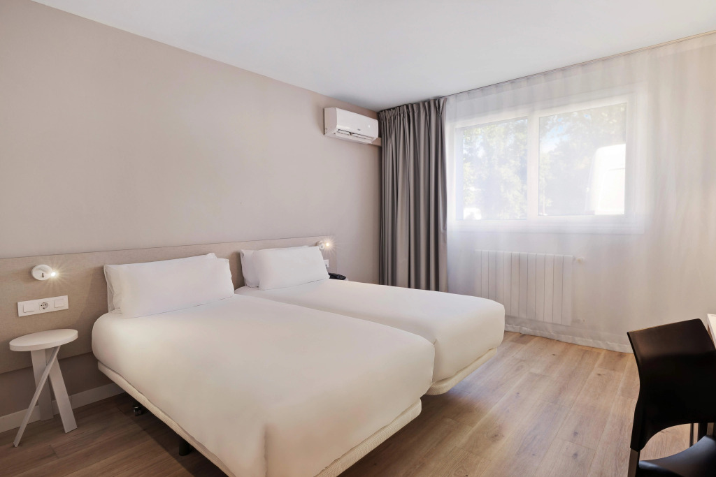 B&B HOTEL Oviedo
