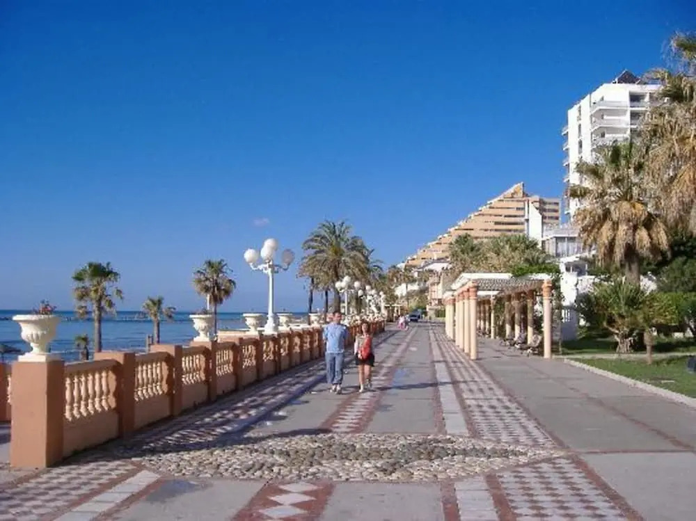 Malaga 100013 2 Bedroom Apartment By Mo Rentals