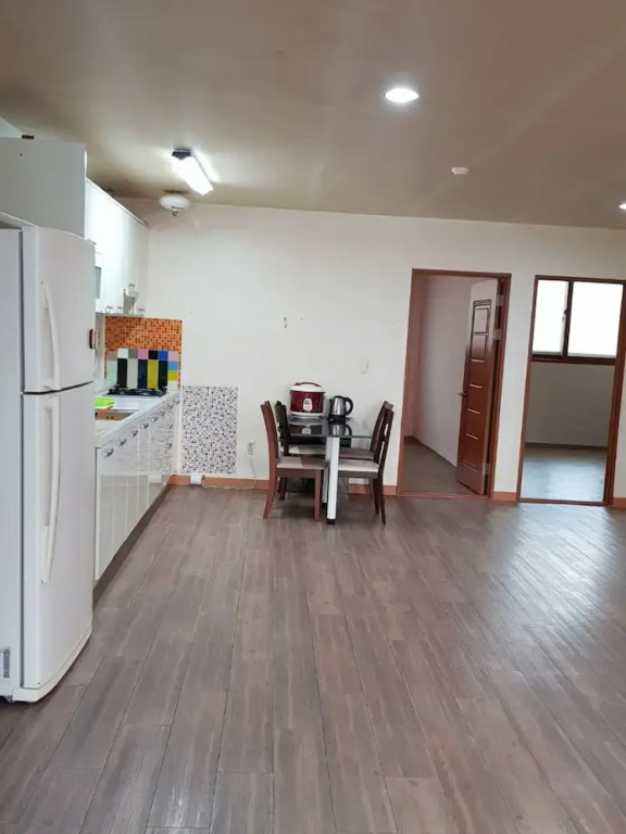Geoje Boomerang Motel