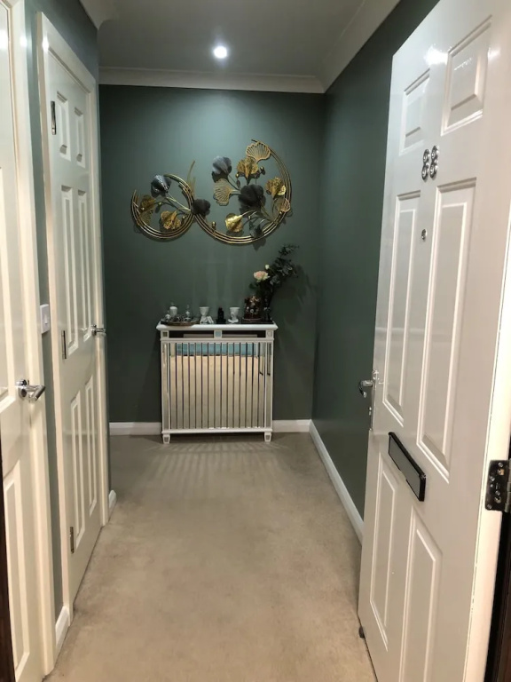 Beautiful 1-bed Apartment in Redhill