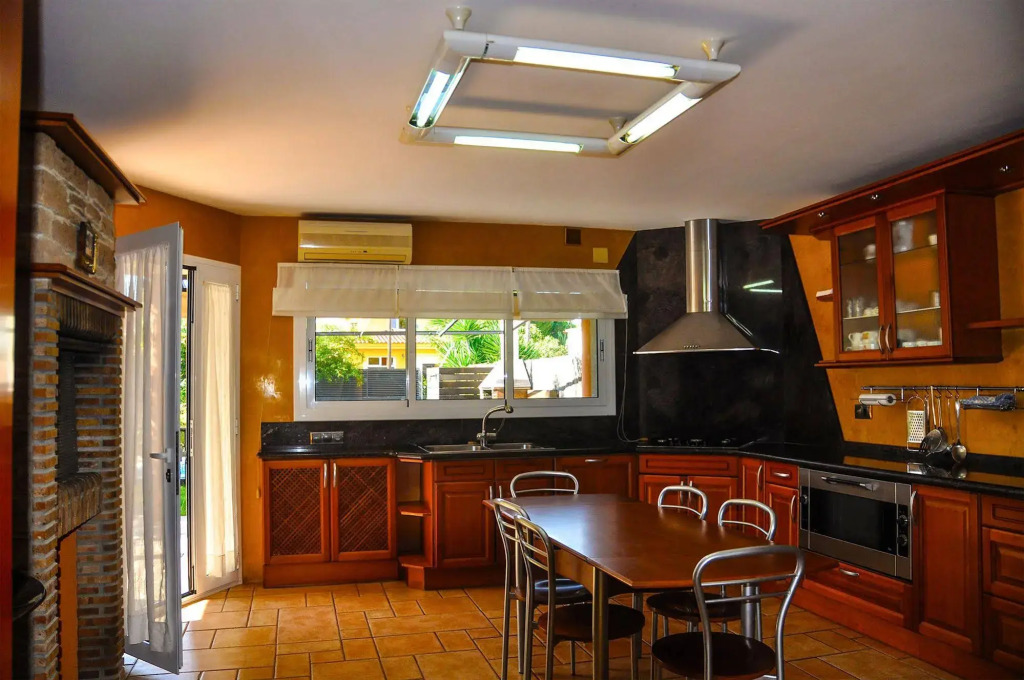 Villa Moles Near Beach, Port Aventura and Golf