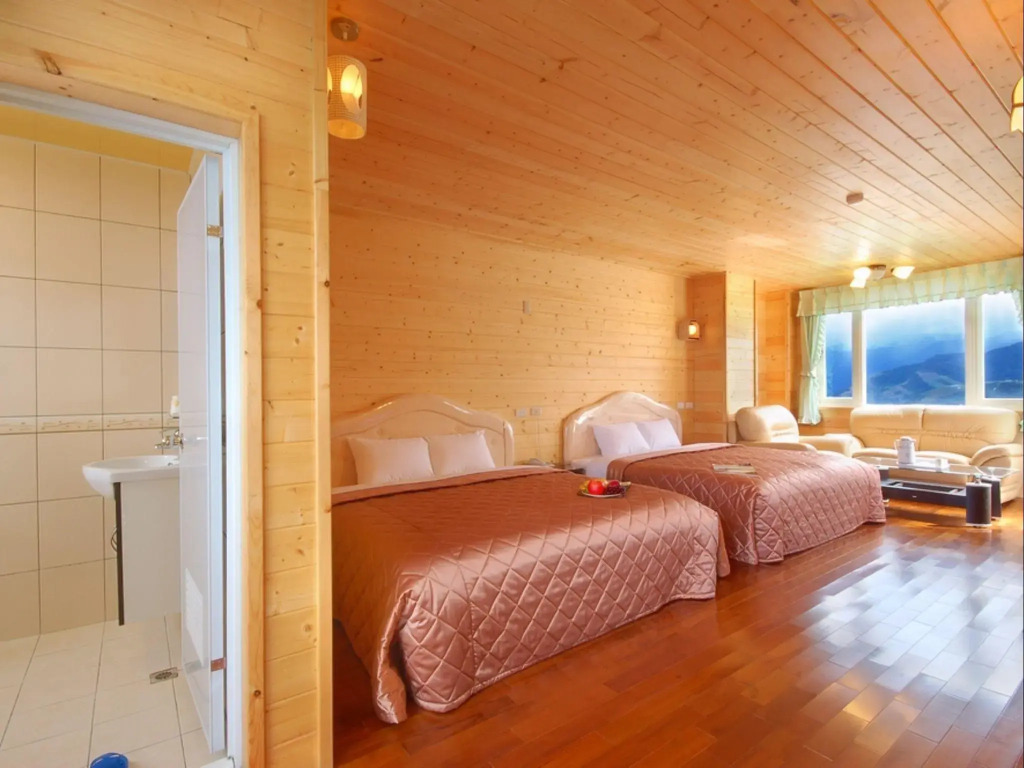 Sea of Clouds Vacation Villa