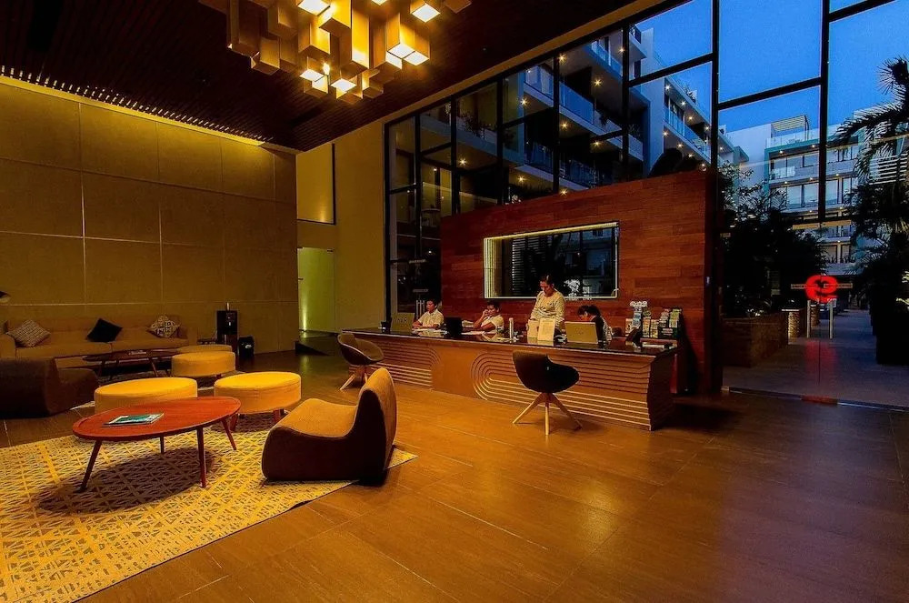 Studio close to 5th Av, with Amazing Roof Pool View, Gym, Spa and more
