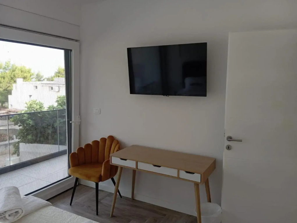 Villa S