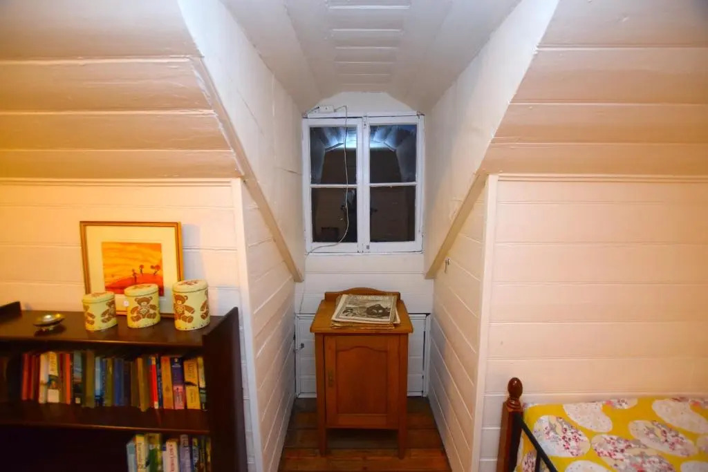 Larsen Cottage 1