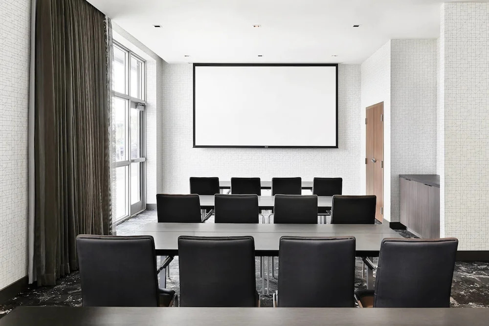 AC Hotel by Marriott Miami Airport West/Doral