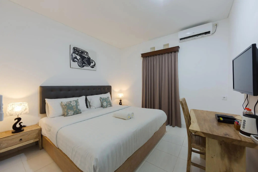 Odika Lovina Villas