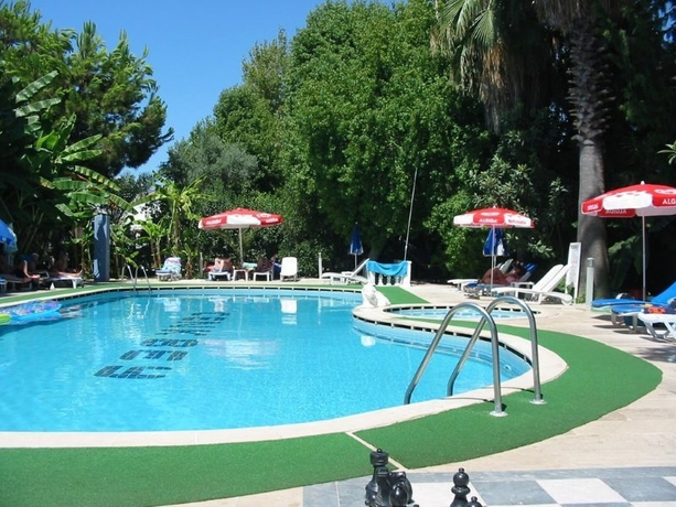 Beach Garden Apartments