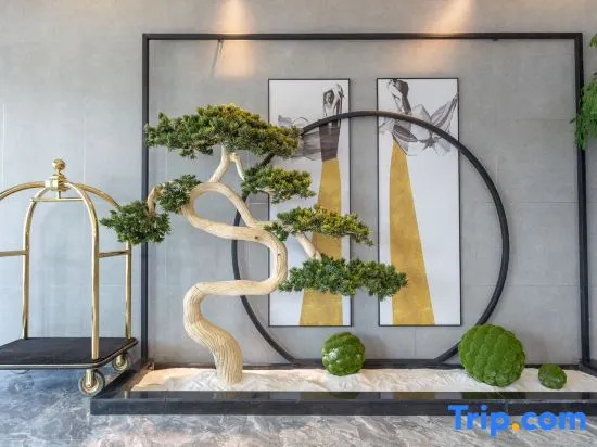 Nanyang Okey Elegant Style Hotel (Wanda Jianye Triumph Square Dushan Avenue Branch)