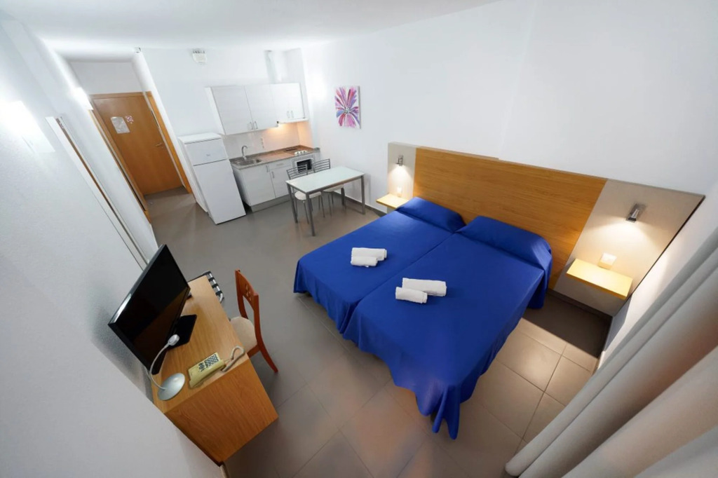 Mhc Arenales Hotel
