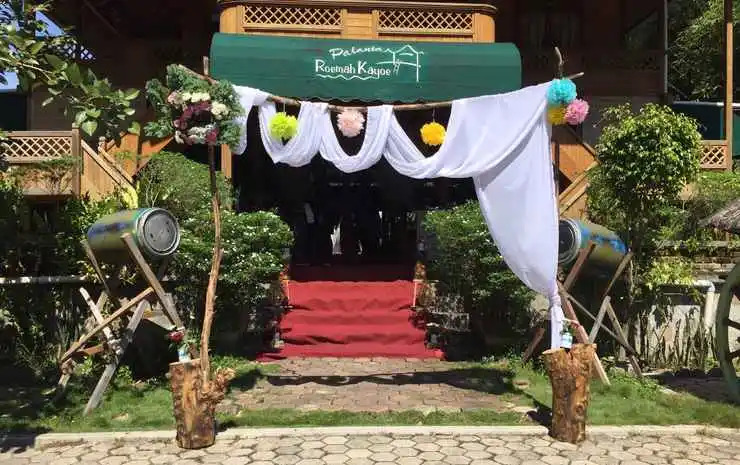 Palanta Roemah Kajoe Syariah Villa