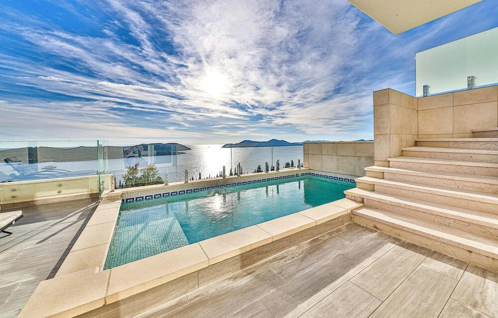 Beautiful Home in Orasac With 2 Bedrooms, Wifi and Outdoor Swimming Pool