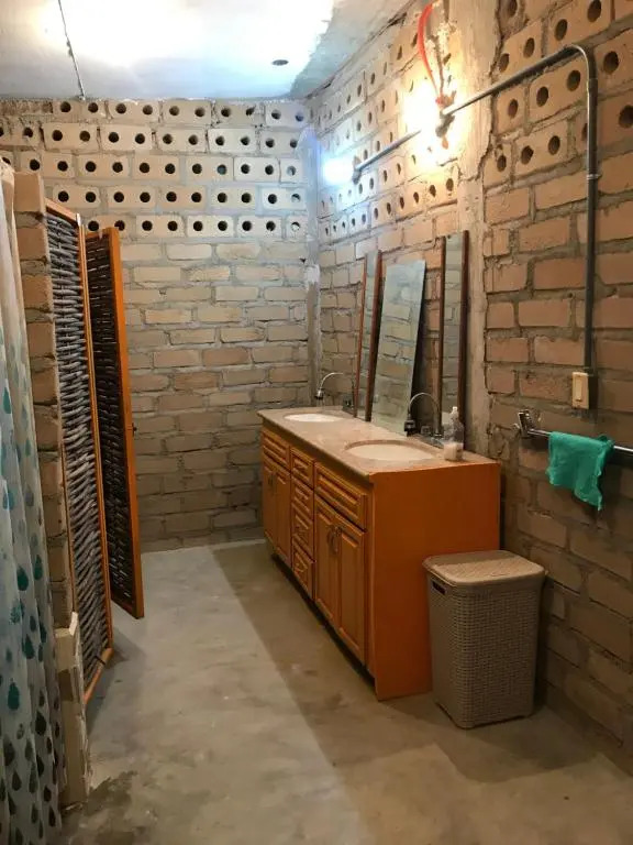 Susu’Z Village Hostel and Rooms