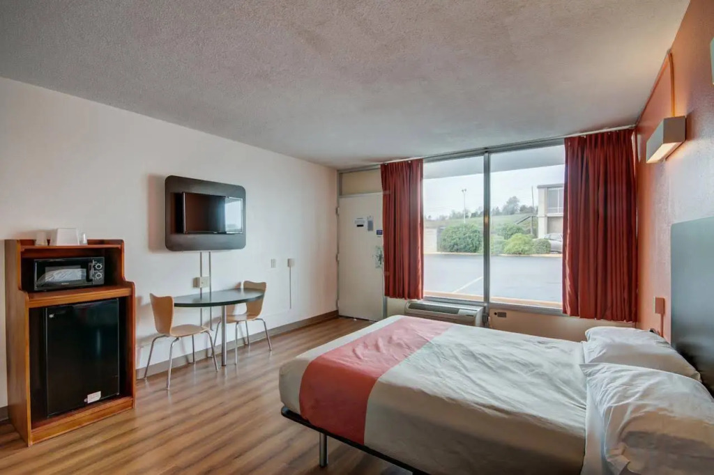 Motel 6-Somerset, KY