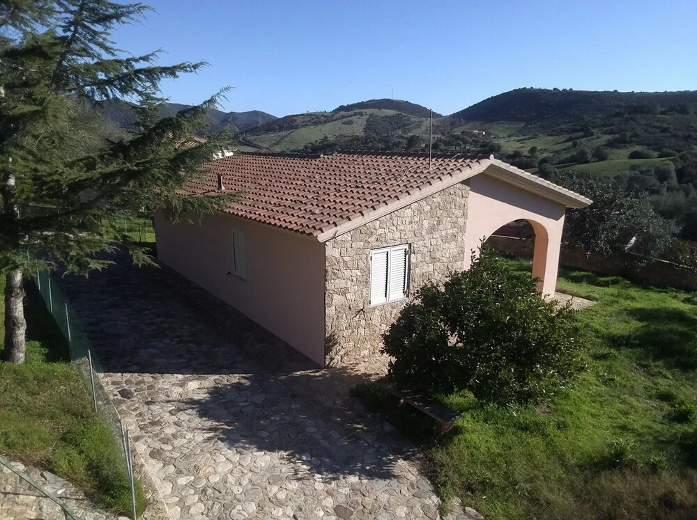 Schifoni House