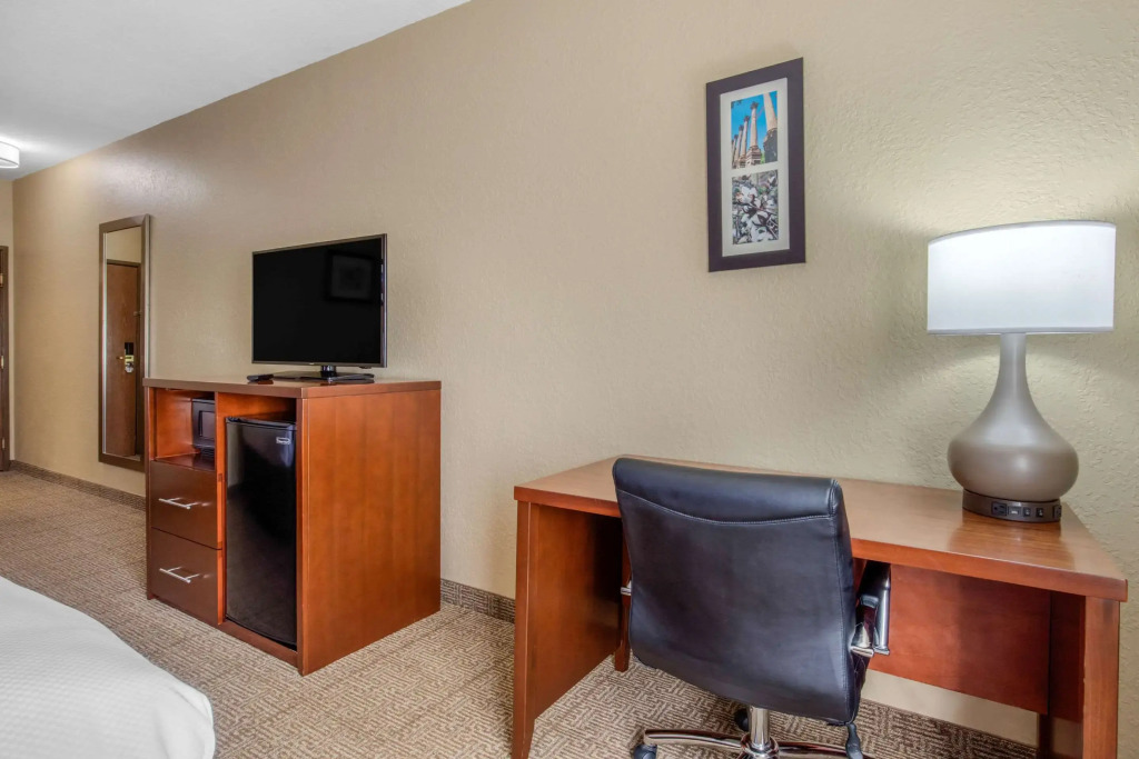 Comfort Inn & Suites McComb