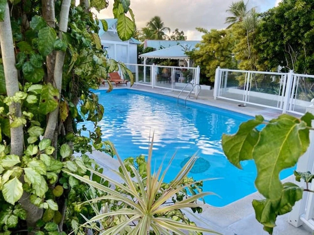 Villa With 5 Bedrooms in St Francois, With Wonderful sea View, Private Pool, Enclosed Garden