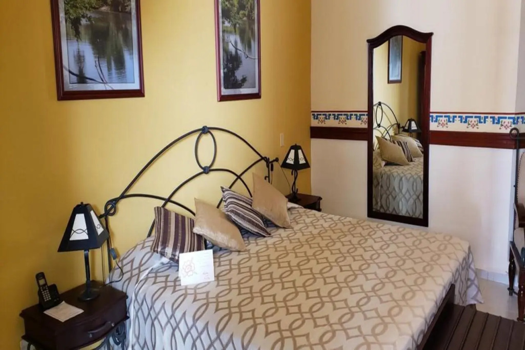 Hotel E Plaza