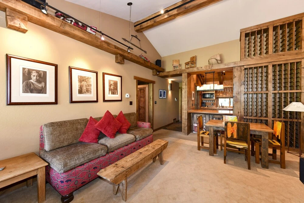 87 Fairways At Silverado 2 Bedroom Condo by Redawning