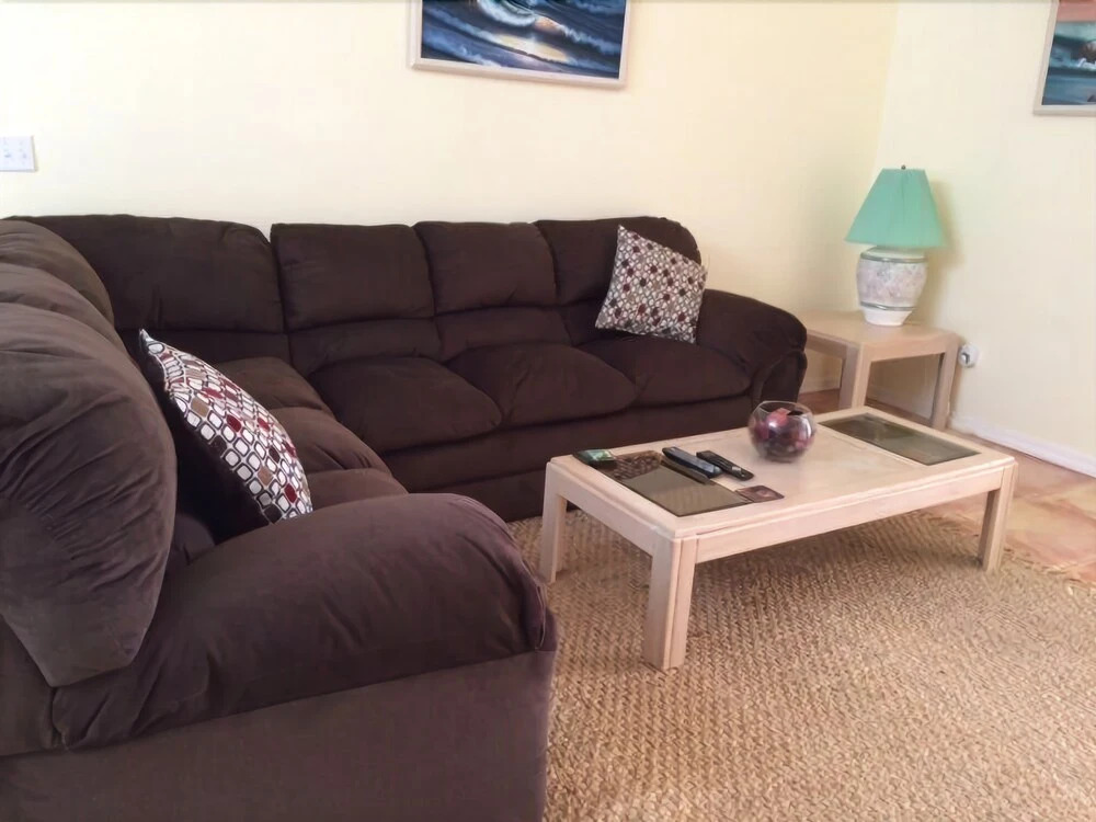 Golf Course View Private Pool ! 3 Bedroom Home