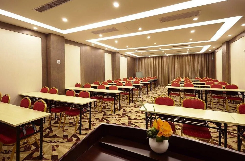 Jinyue Tangchi Hotel Xiangxie Qintai