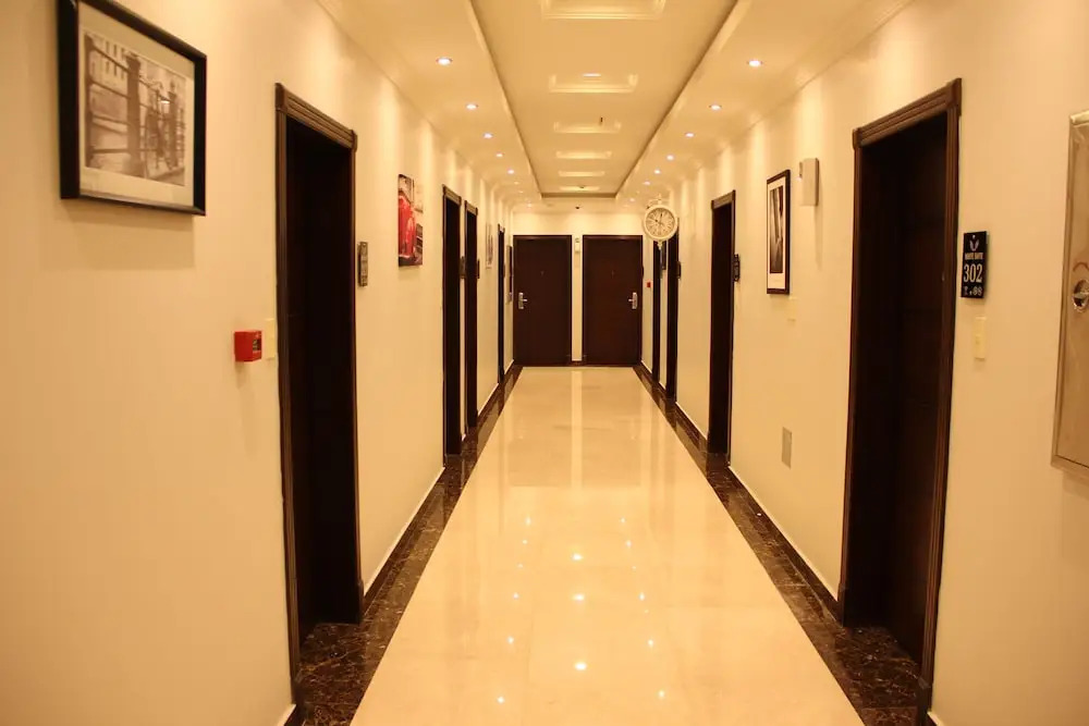 White Suite Aparthotel
