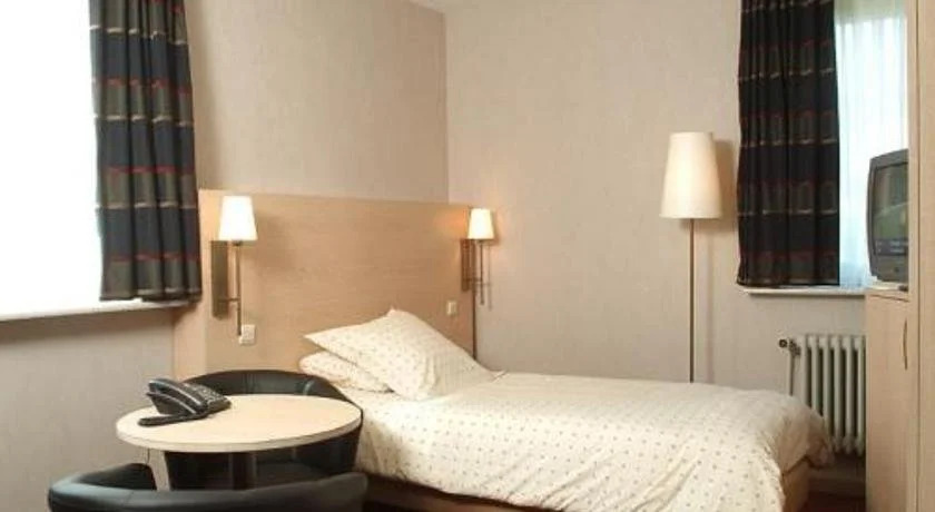 Hotel Escapade