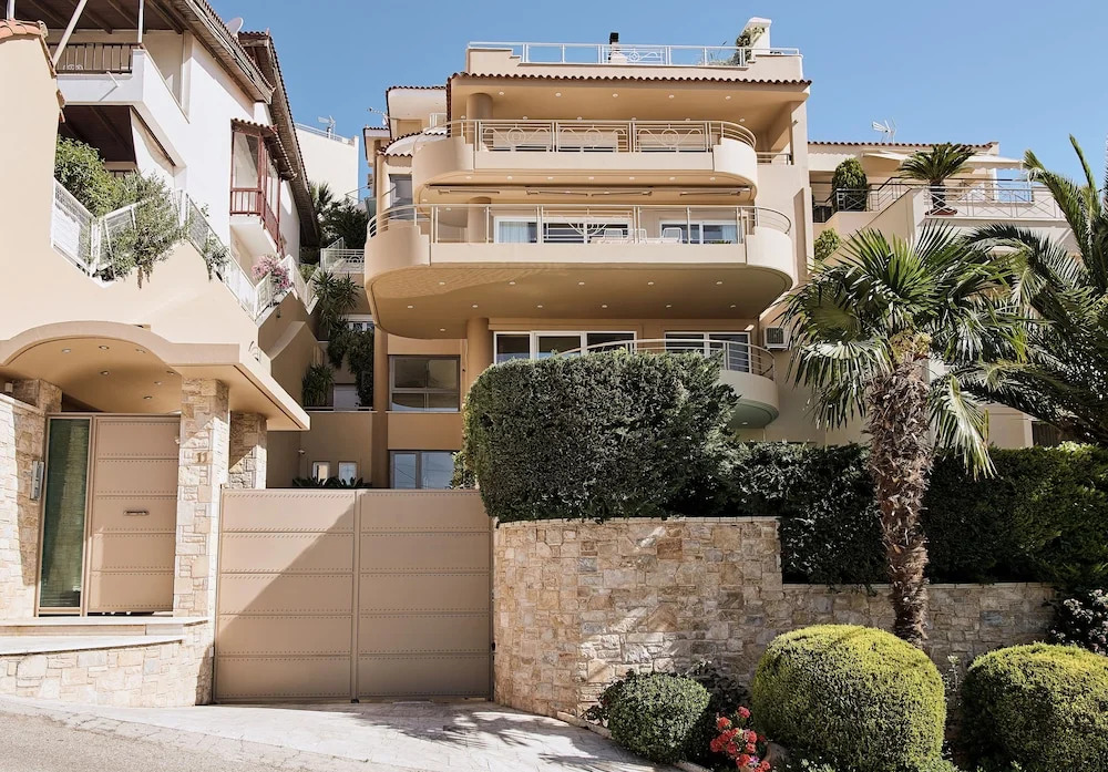 Crystal Green Residences Voula