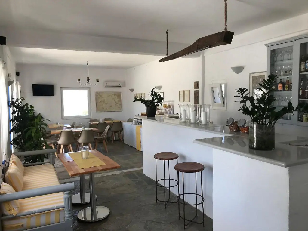 Naoussa Hotel Paros by Booking Kottas
