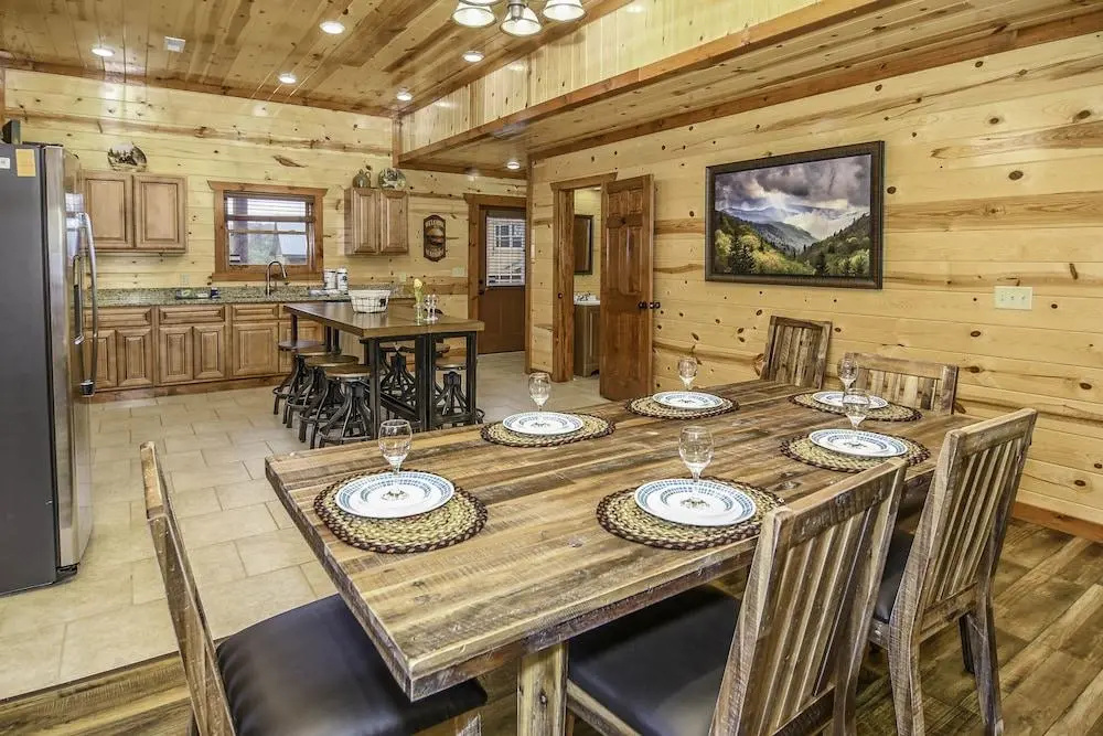 SmokyStays Indoor Heated Pool Cabin