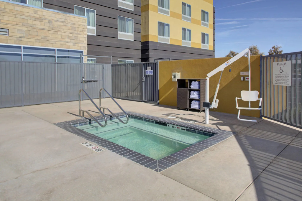 Fairfield Inn & Suites by Marriott Bakersfield North/Airport