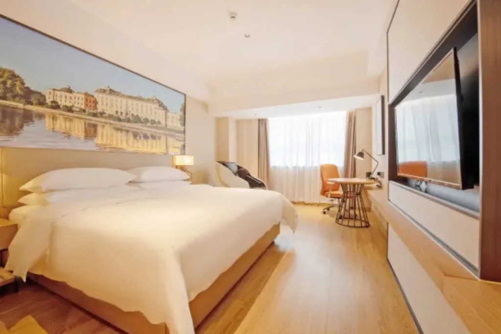 Vienna International Hotel (Dongguan Zhangmutou Government Square)