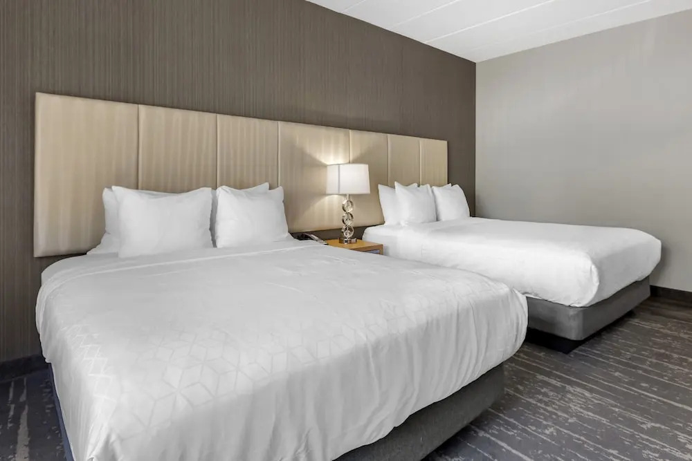 Amwell Suites Somerset Bridgewater