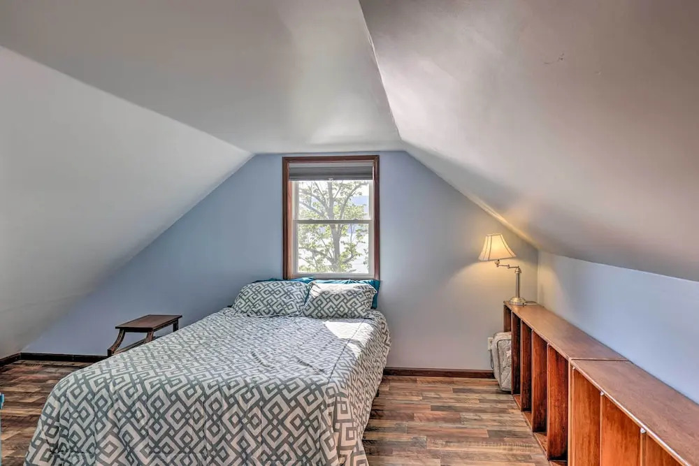 'aunt Al's Place' Home on Canandaigua Lake w/ Deck