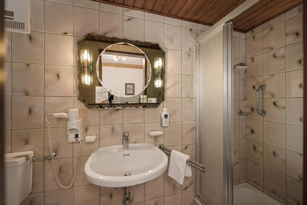 Kur- und Sporthotel Alpina - Hotel Alpina