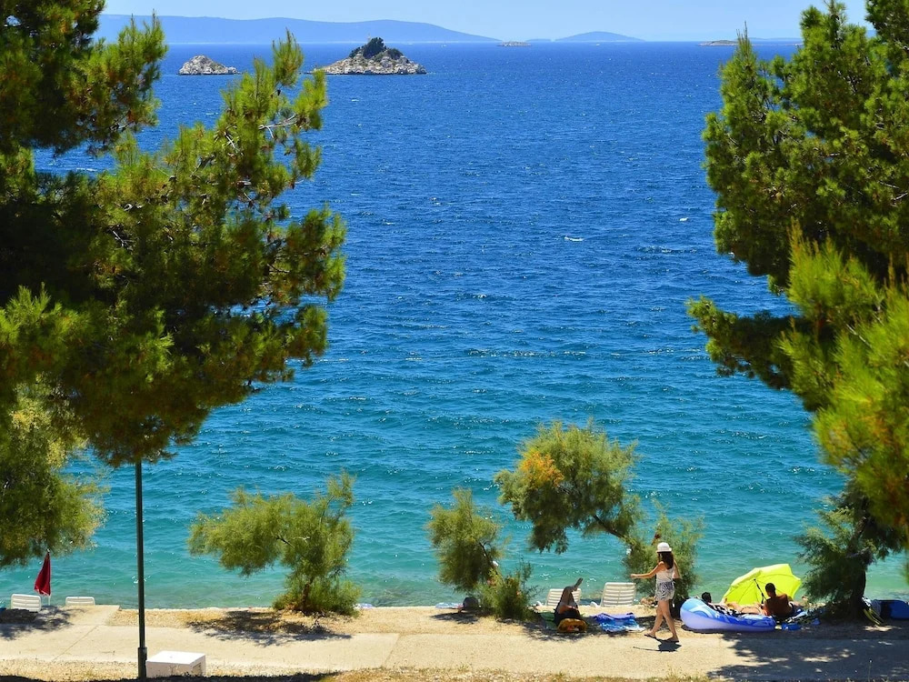 Comfortable Chalet With 2 Bathrooms, Near Trogir