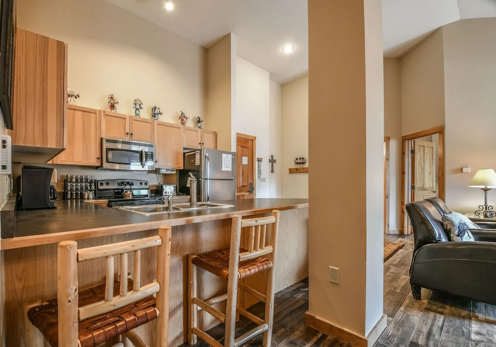 Buffalo Lodge 8421 by SummitCove Vacation Lodging