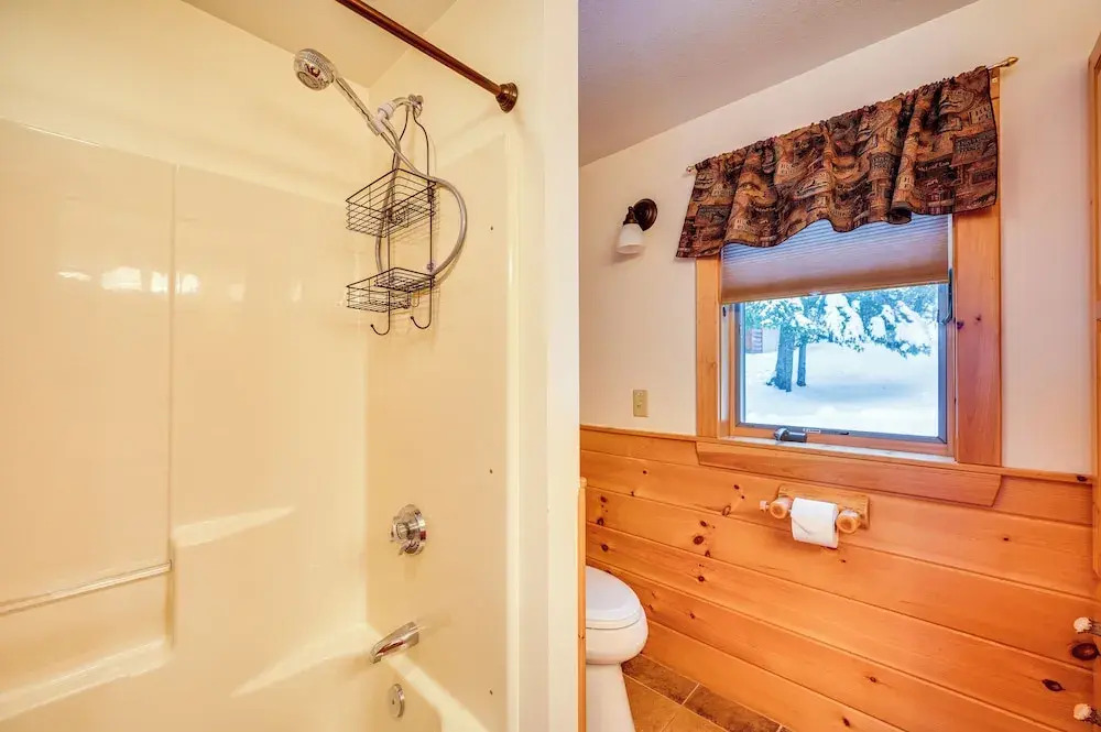 Pittsburg Lake House w/ Magalloway Mountain Views!