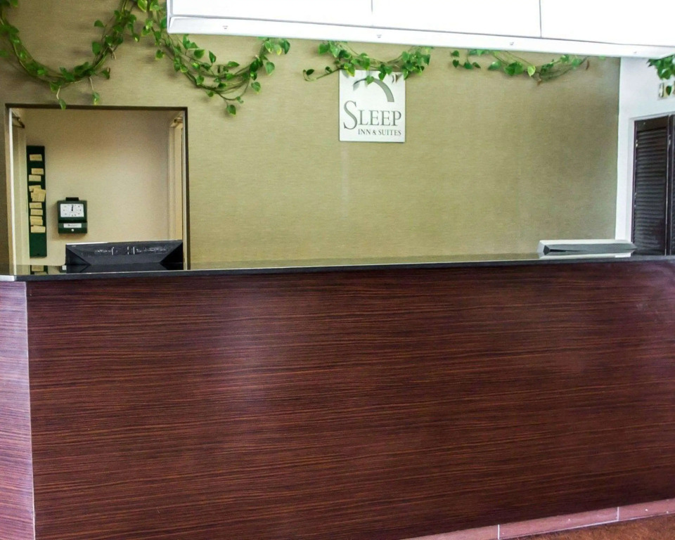 Sleep Inn & Suites Niantic North