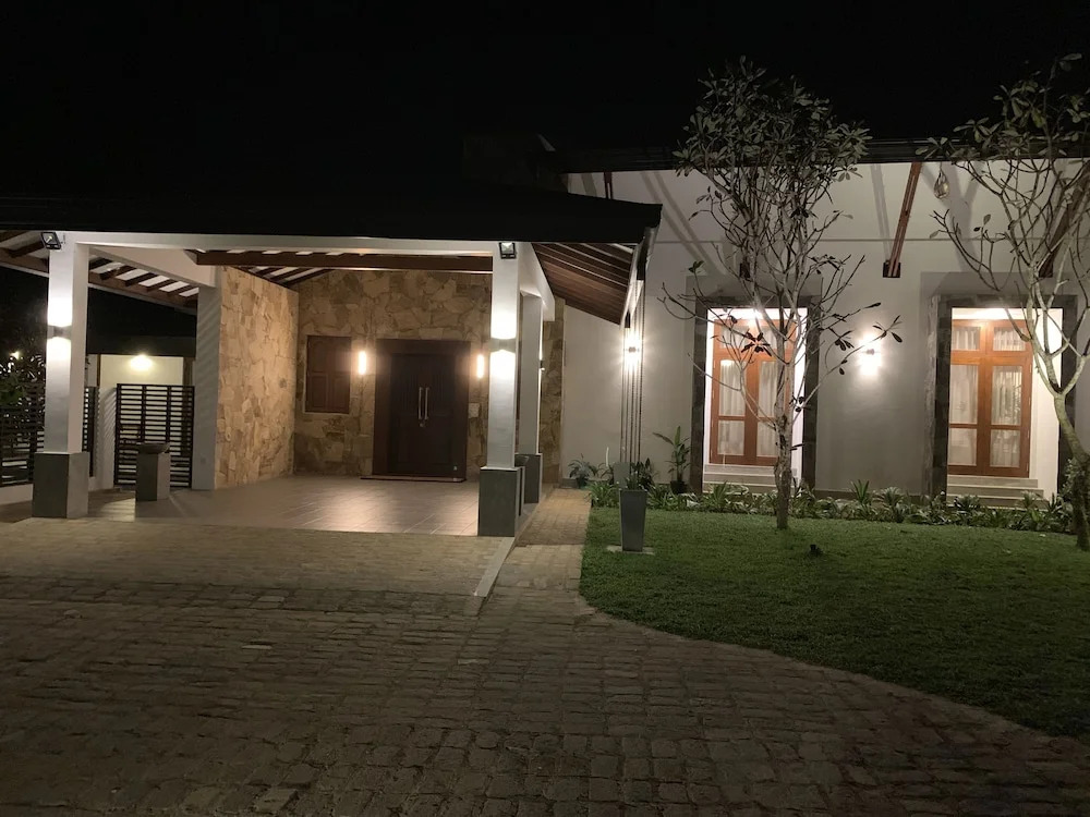 Anodawa Boutique Villa
