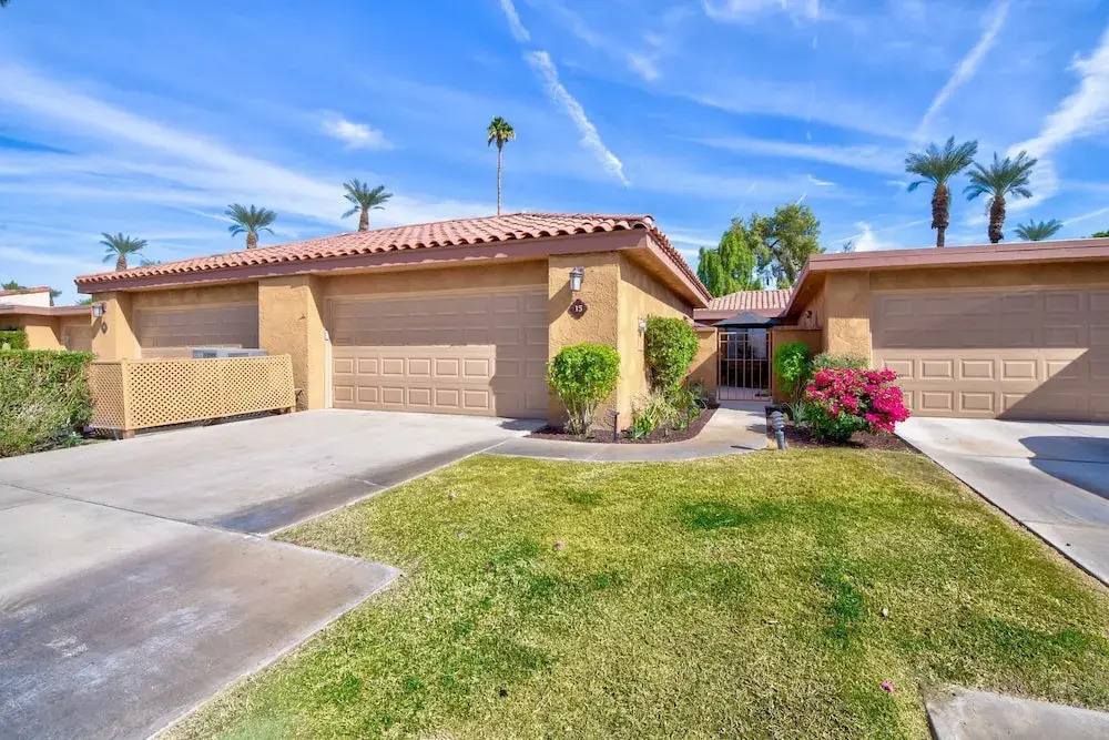 Designer Seville Condo w Golf Mountain Views