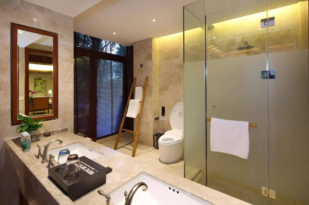 Sanya Ocean Sonic Banling Hotspring Resort