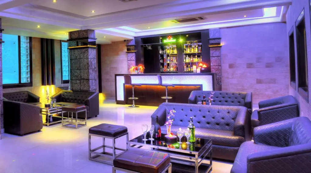 Royale Sarovar Portico Agra