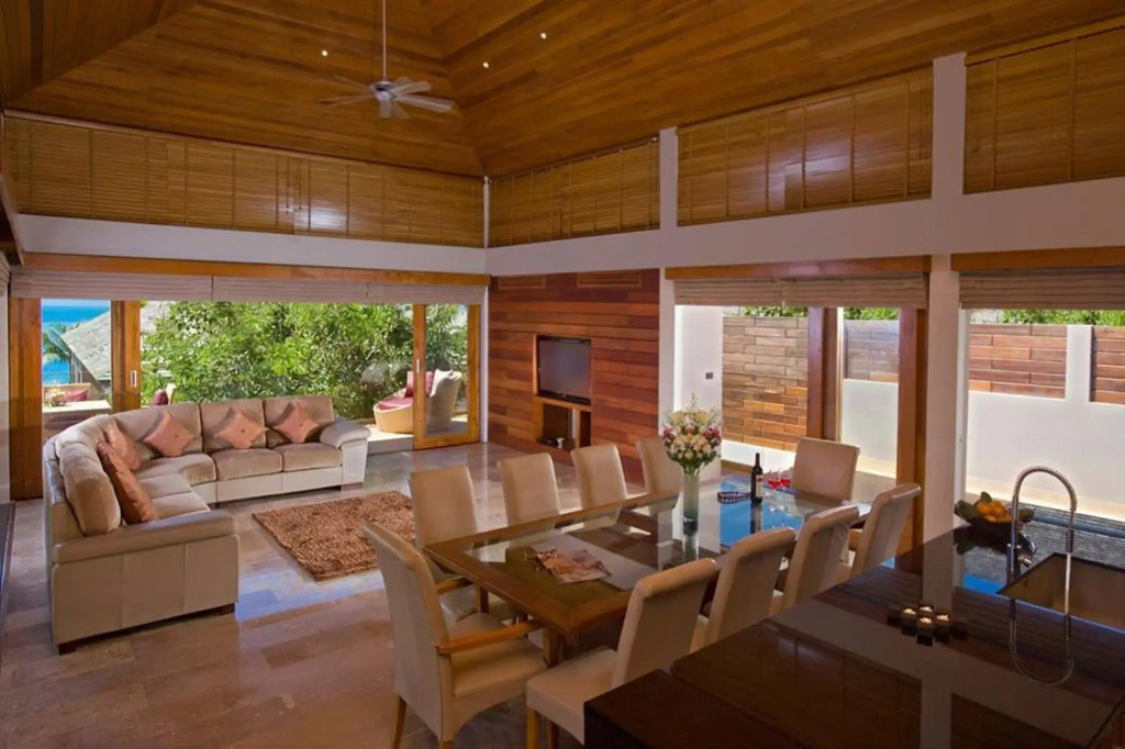 Samara Luxury Beachfront Villa