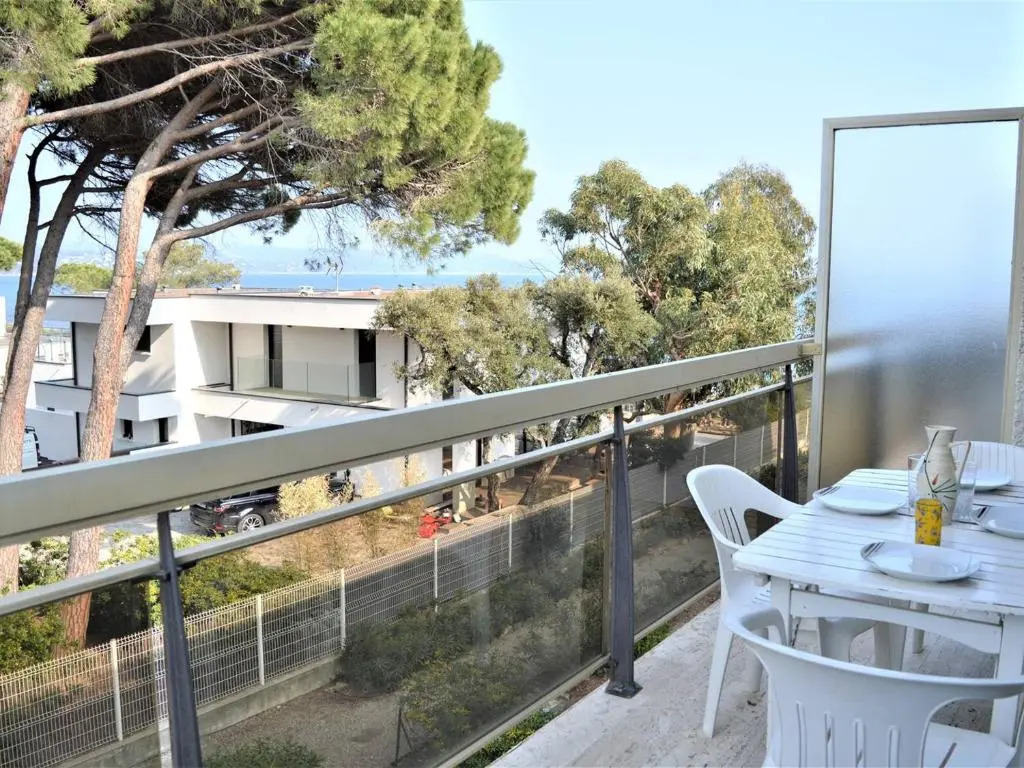 Appartement Cavalaire-sur-Mer, 1 pièce, 4 personnes - FR-1-226B-13