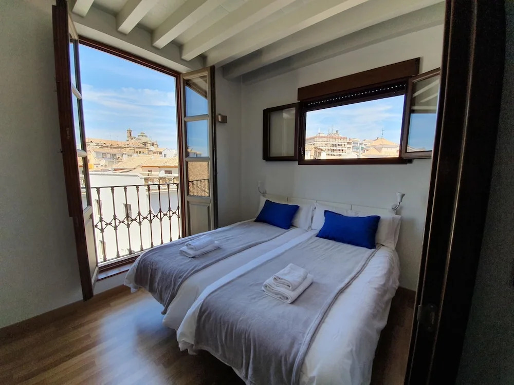 Imeda Apartamentos Escudo del Carmen 19