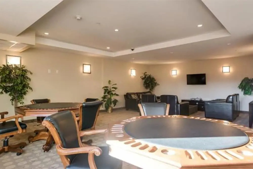 Easy Access Ground Floor Apartment #114