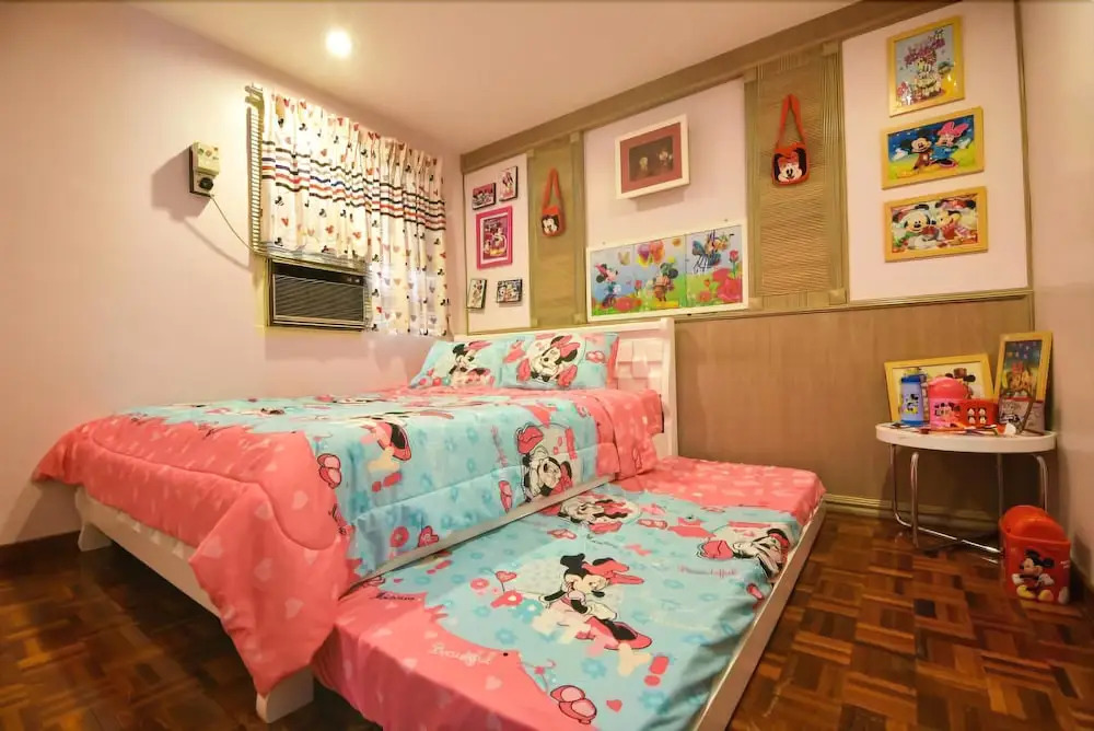 DaHong Theme House