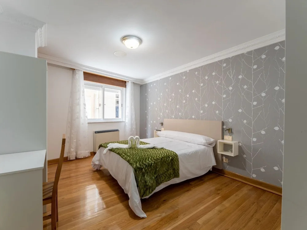 Lovely Apartment in Ribadeo near Playa de Penarronda